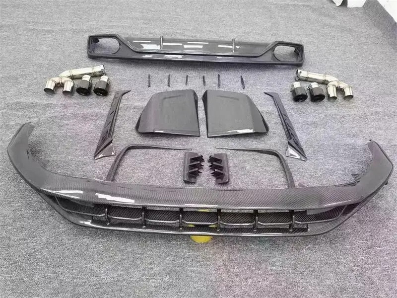 Q8 Upgrade Facelift at Style Body Kit for Q8 Front Lip Rear Diffuser Wide Fender Flares Dry Carbon Fiber Car Bodykit